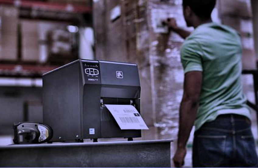 Impresora Zebra imprimiendo etiquetas de código de barras para SAP